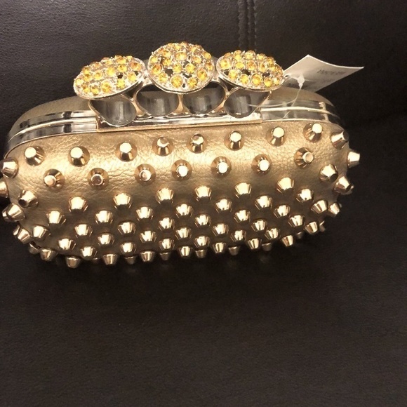 Skulls knuckles ring handles, rhinestone spikes studded clutch. - Picture 2 of 8
